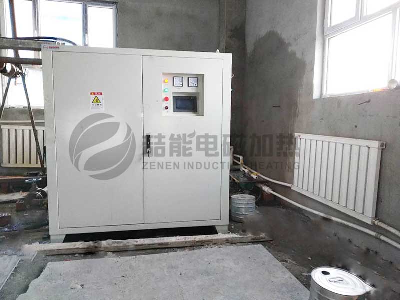 電鍋爐採暖